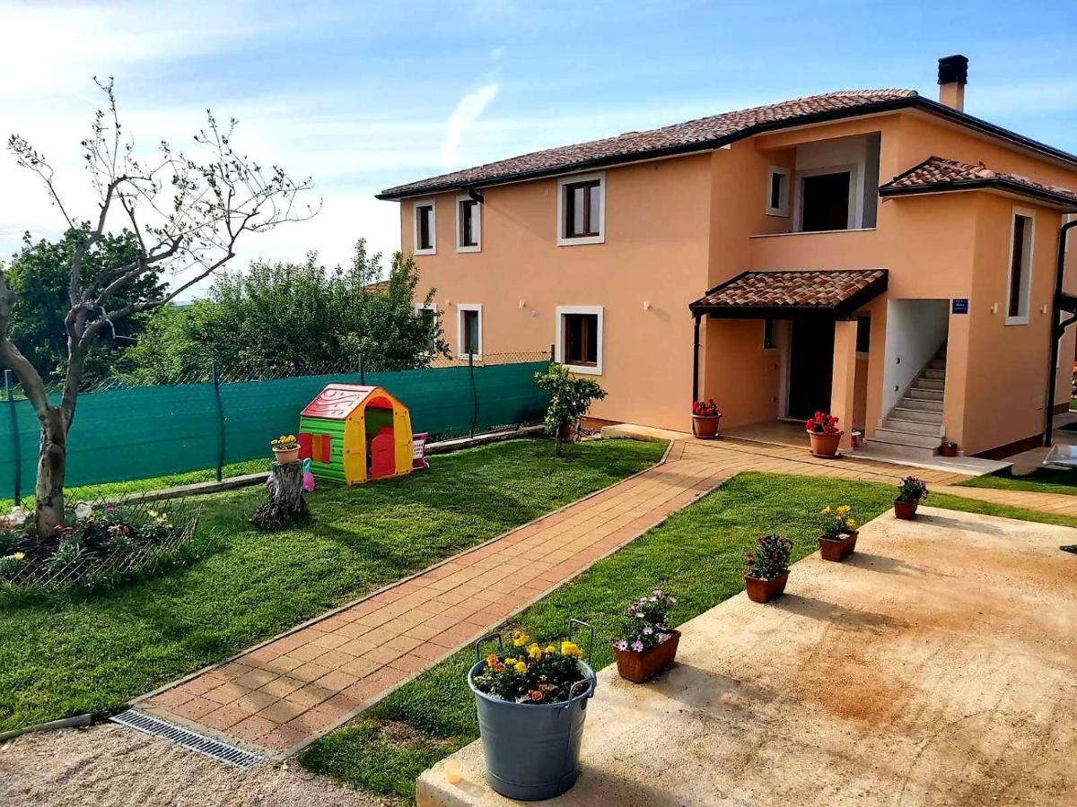 Apartamento Aisha Brtonigla Exterior foto