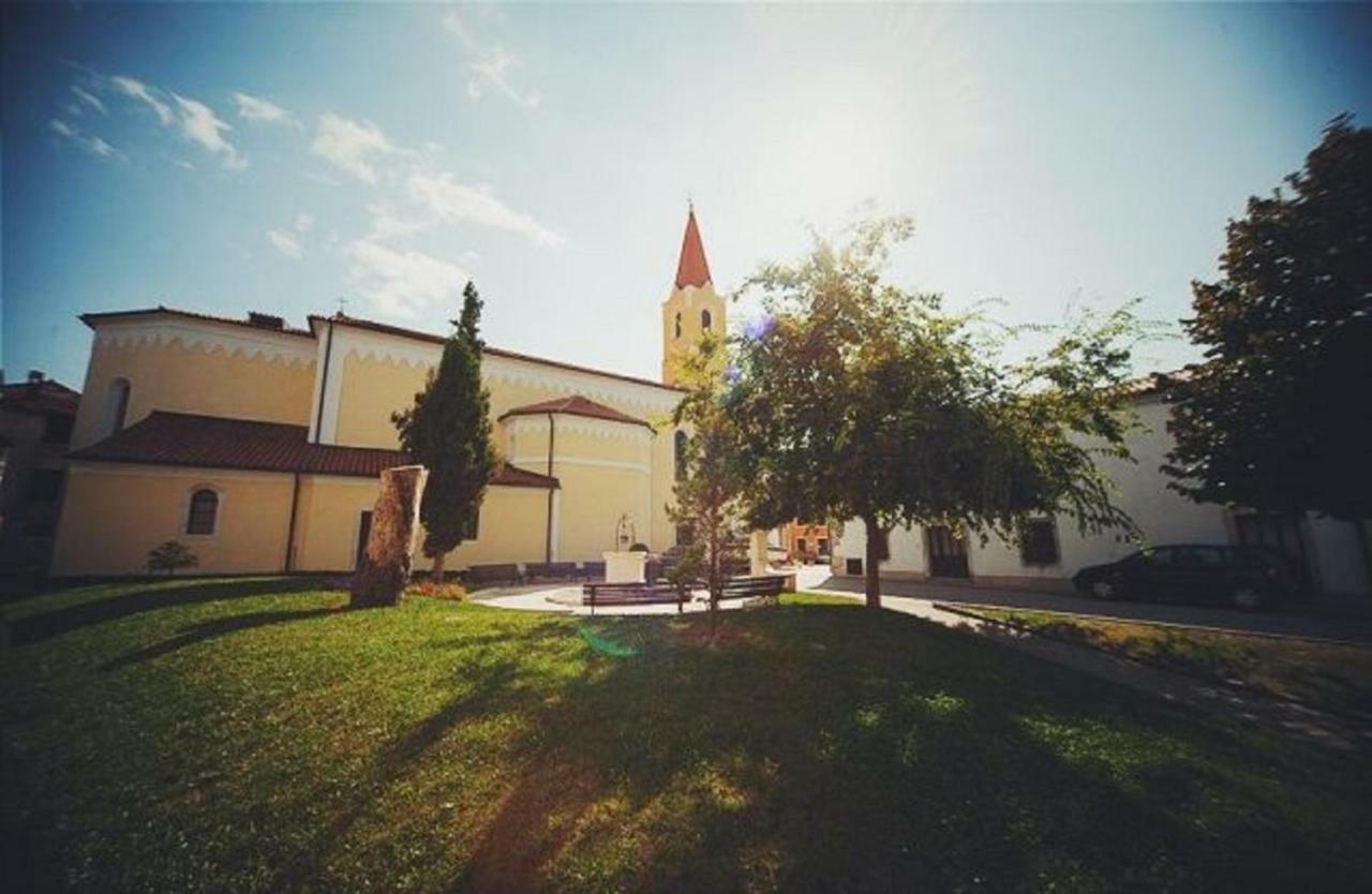 Apartamento Aisha Brtonigla Exterior foto